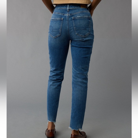 Classic Blue Women's Jeans - Picture 4 of 4